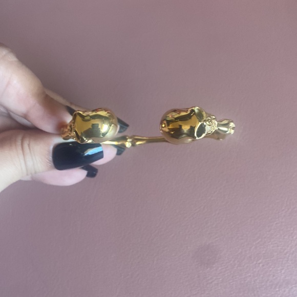 Gold Plated Skull Bangle - Picture 4 of 5